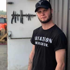 Meet your Posher, Max